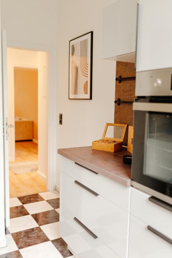 Design Apartment Stadtfeld-Ost Mit Netflix & 2 Schlafzimmern Магдебург Екстер'єр фото